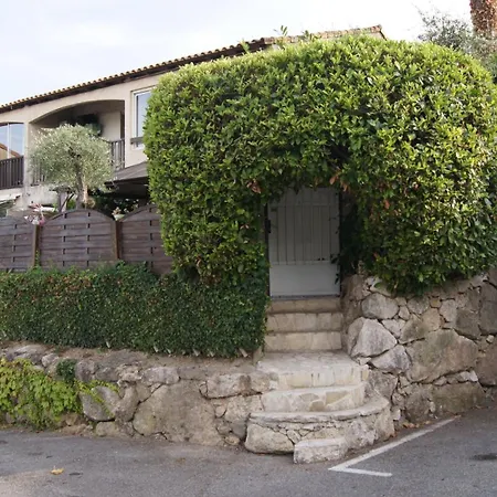 Apartment 2p Au Calme, Jardin, Piscine, Vue Panoramique Et Stationnement Villeneuve-Loubet